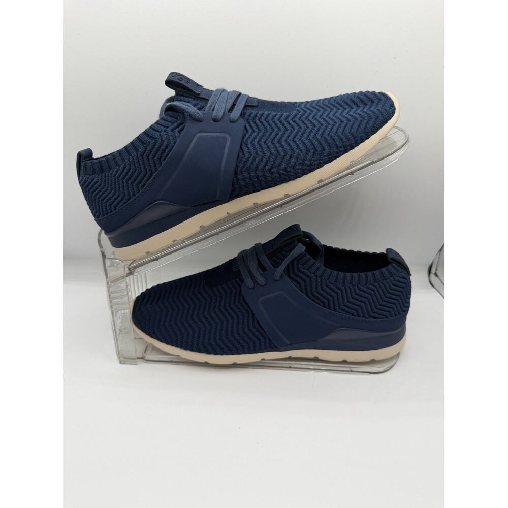 UGG Women's Size 7 Navy Blue Knit Lace Up Lightweight Casual Sneakers 1099837